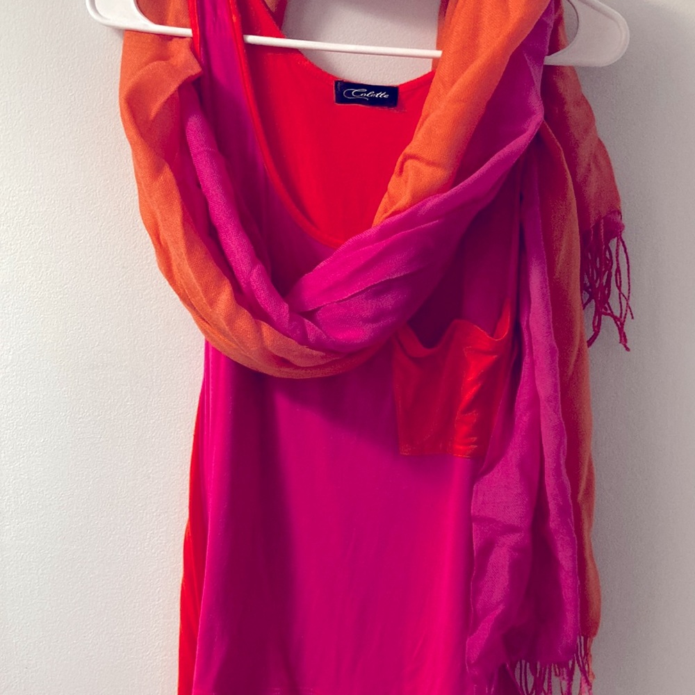 Trendy tank top with lightweight scarf included-